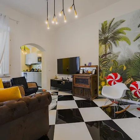Puccini's Apartamento